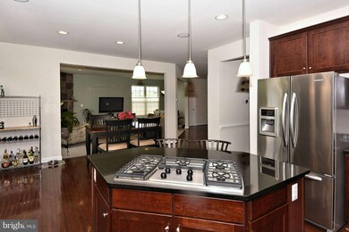 5800 Falls Gate Ct, Falls Church, VA 22041 - photo 4