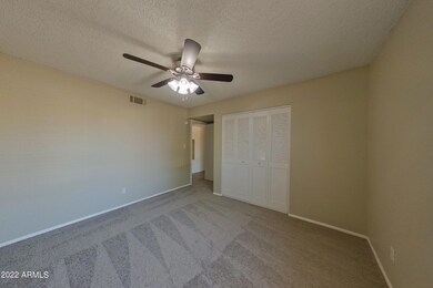 14010 N 42nd Dr Phoenix AZ-print-010-010