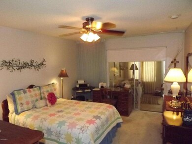 11130 W Desert Butte Dr, Sun City, AZ 85351 - photo 5