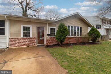 722 W Birchtree Ln, Claymont, DE 19703 - photo 2