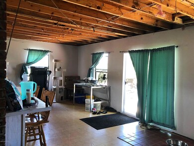 822 Cody - Family Room
