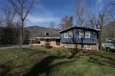 1074 University Heights Rd unit 22, Cullowhee, NC 28723 - photo 4