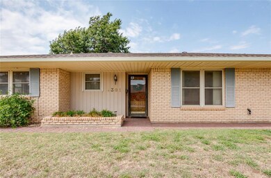 4301 NW 52nd St, Oklahoma City, OK 73112 - photo 2