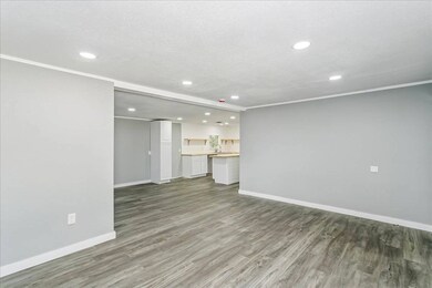 5496 Wales Ave, Pensacola, FL 32526 - photo 4