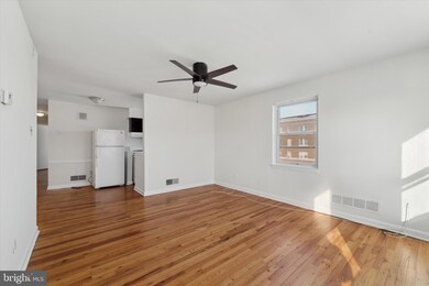 248 N Wycombe Ave unit 2, Lansdowne, PA 19050 - photo 5