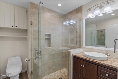 En-Suite Primary Bath