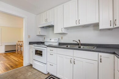 83 Edgeworth Ave_W5_013