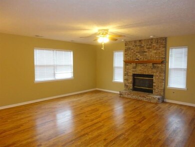 726 West St, Whiteland, IN 46184 - photo 7