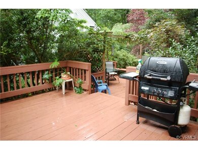 Two-level deck is perfect for entertaining and rel