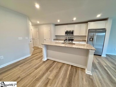 1261 Forestbrook Ln, Spartanburg, SC 29303 - photo 4