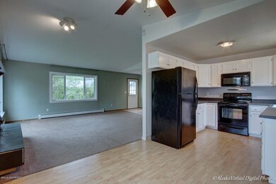 Open eat-in kitchen