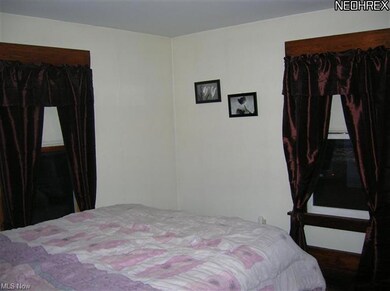 1322 Heising Ct SW, Canton, OH 44706 - photo 6