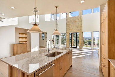 400 Emerald Way, Horseshoe Bay, TX 78657 - photo 7