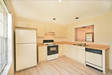 5205 Everett St-Kitchen