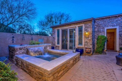 Night-Courtyard-2