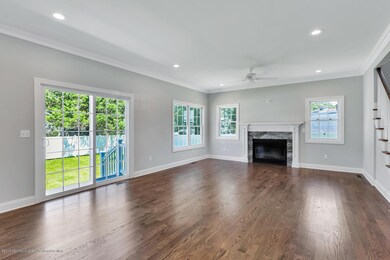 3921 Herbertsville Rd Point-large-007-00