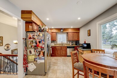12 - Kitchen