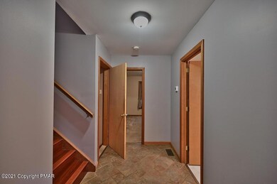 129 Copperwood Ct, Saylorsburg, PA 18353 - photo 6