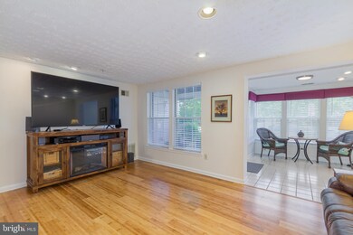 7668 Gladstone Rd unit 1, Windsor Mill, MD 21244 - photo 4