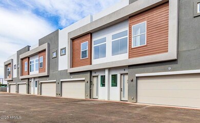 3109 N 39th St unit 7, Phoenix, AZ 85018 - photo 2