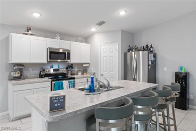 2123 NE 6th Ave, Cape Coral, FL 33909 - photo 3