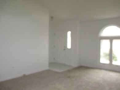 35907 Fierimonte Dr unit 4, Clinton Township, MI 48035 - photo 3