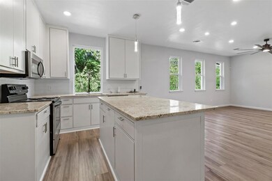 1112 W Elm St, Denison, TX 75020 - photo 3