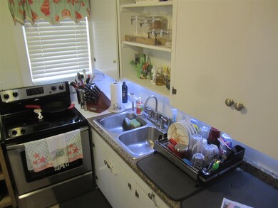 102 S Oak St unit 102 SOUTH OAK STREET, Myrtle Beach, SC 29577 - photo 2