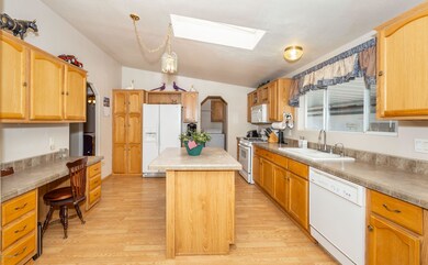 22327 N Docs Rd, Paulden, AZ 86334 - photo 7