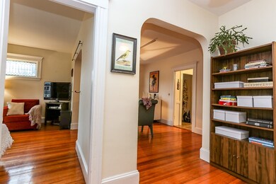 100 Belgrade Ave unit 2, Roslindale, MA 02131 - photo 3