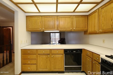 2213 Mapleton St NE unit 133, Grand Rapids, MI 49505 - photo 4