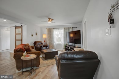 16726 Broadfording Rd, Hagerstown, MD 21740 - photo 4