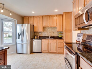 6010 Ticonderoga Ct, Burke, VA 22015 - photo 4