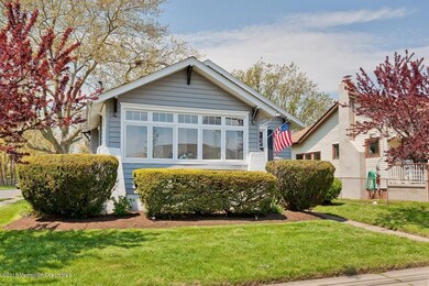 31 Windsor Ct, Neptune, NJ 07753 - photo 2