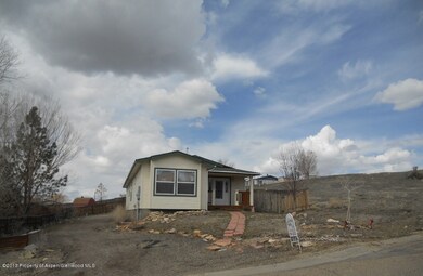 1044 Hudack Cir, Craig, CO 81625 - photo 2
