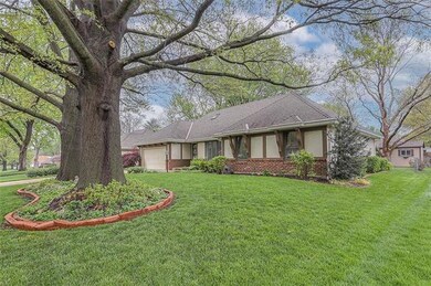 10706 W 54th St, Shawnee, KS 66203 - photo 3