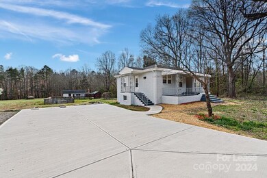 5023 Lewis Rd, Gastonia, NC 28052 - photo 3