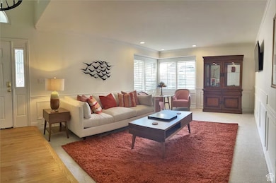 2009 E Sweetbriar Ln, Sandy, UT 84092 - photo 6