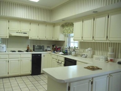 204 Sugar Tree Ln, Pulaski, TN 38478 - photo 3