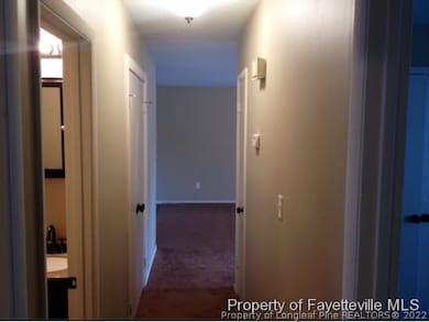 4552 Chambersburg Rd, Fayetteville, NC 28314 - photo 6