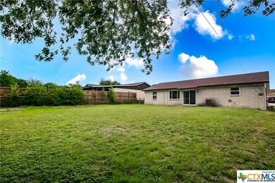 923 Randa St, Copperas Cove, TX 76522 - photo 4