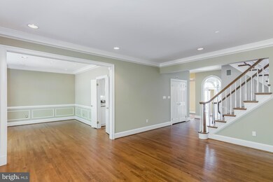 8011 Quarry Ridge Way, Bethesda, MD 20817 - photo 7
