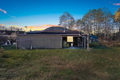 N4890 State Highway 180, Marinette, WI 54143 - photo 4