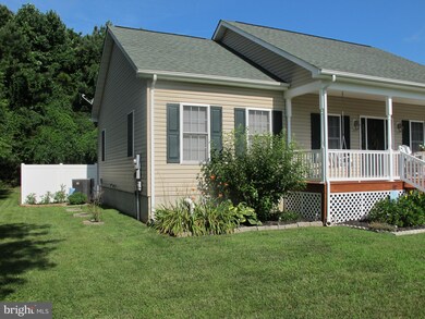 107 Rolando Dr, Colonial Beach, VA 22443 - photo 3