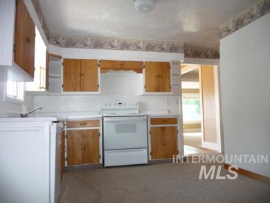 1518 Miller Ave, Burley, ID 83318 - photo 6
