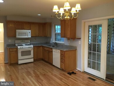 5613 Harvey Ct, White Marsh, MD 21162 - photo 4