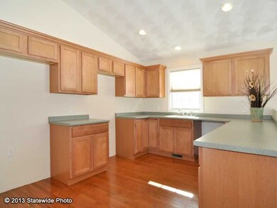 120 Beckwith St, Cranston, RI 02910 - photo 3