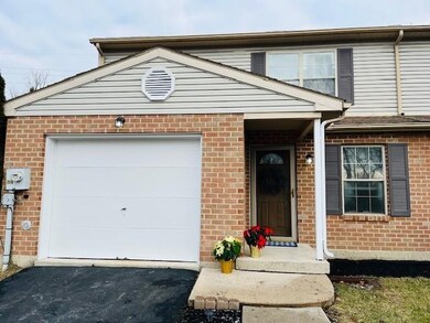 3557 Limestone Dr, Whitehall, PA 18052 - photo 4