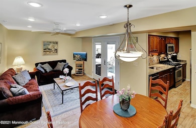 03-Open Floor Plan