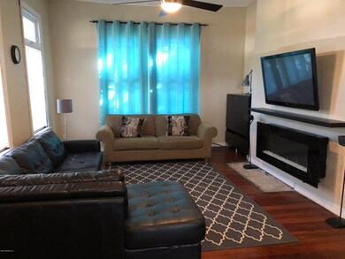 7476978D-81D2-4283-B8EF-851F3BCDFFB4